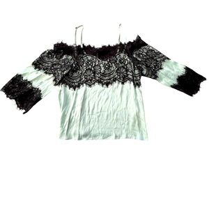 Alice and Olivia mint color top